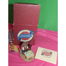 Load image into Gallery viewer, Hallmark Tender Touches Pilgrim Bear Praying Vintage Figurine In Box