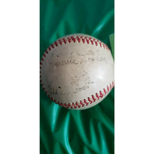 Load image into Gallery viewer, Vintage 9 Signature Baseball Berra, Rizzuto, DiMaggio, Reynolds, Williams, Mize+
