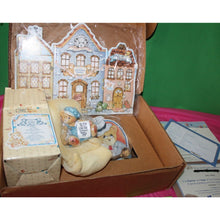 Load image into Gallery viewer, Enesco Cherished Teddies Exclusive Member Benefit Box Charter Membearship 1995