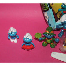 Load image into Gallery viewer, Vintage Schleich Peyo Super Smurf Windsurfer With Box Lucky Shamrock 1980's ++