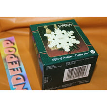 Load image into Gallery viewer, Carlton Cards Heirloom Treasures Gifts Of Nature Snowflake Christmas Ornament 97