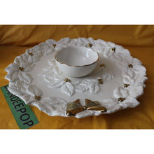Load image into Gallery viewer, Vintage Magenta Rae Dunn White Poinsettia With Gold Bow And Accents Chip Dip