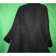 Load image into Gallery viewer, HSO Canada Saks Fur Salon Zzghetti Genuine Spanish Shearling Coat XS 41602062