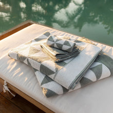 Load image into Gallery viewer, Umbra Towels