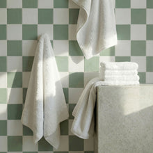 Load image into Gallery viewer, Ultraplush Australian Cotton Towels