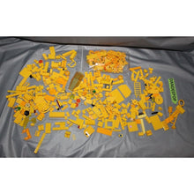Load image into Gallery viewer, Lego 560+ All Yellow Multi Set Assorted Bricks And Pieces Toys City, Dino, Sub +