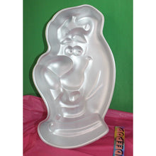 Load image into Gallery viewer, Wilton Scooby-Doo Hanna Barbera Aluminum Cake Mold 1975 502-186 Baking Party Pan