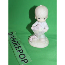 Load image into Gallery viewer, Precious Moments High Hopes 1989 Figurine Samuel Butcher 521957