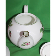 Load image into Gallery viewer, 10 Piece Aynsley Fine Bone China England Robert Huang English Rose Gold Exclusve