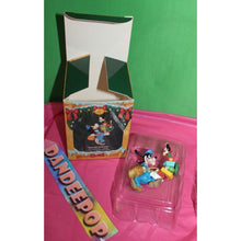 Load image into Gallery viewer, Enesco Treasury Of Christmas Disney Special Delivery 1992 Holiday Ornament Goofy