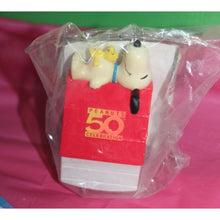 Load image into Gallery viewer, Peanuts 50th Anniversary Wendy's Kids Meal Snoopy Dog On Doghouse Toy In Package