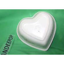 Load image into Gallery viewer, Pfaltzgraff Heart Shape Tea Rose Pattern Stoneware Bowl