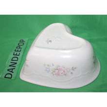 Load image into Gallery viewer, Pfaltzgraff Heart Shape Tea Rose Pattern Stoneware Bowl