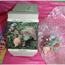 Load image into Gallery viewer, Hallmark Folk Art Americana Collection Going To Town Vintage 1994 Ornament