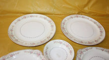 Load image into Gallery viewer, Vintage 5 Piece Dinner Salad Plates The Paden City Pottery Co USA Marlene Lace