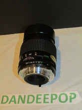 Load image into Gallery viewer, Korea Sakar MC 1:2.8 F=135 No 820894 Camera Lens for 35 mm cameras With Filter