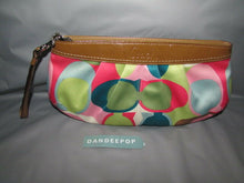 Load image into Gallery viewer, Coach Sateen Rare Soho Satin Pleated Scarf Print Clutch Handbag D0982-F13801