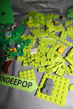 Load image into Gallery viewer, Lego All Green Dark Light Neon 550+ Pieces Bricks Parts Partial Sets