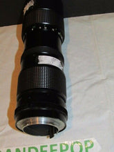 Load image into Gallery viewer, Vivitar 85-2055 35mm Camera Lens No. 22417933 With Auto Zoom 058mm