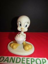 Load image into Gallery viewer, Tweety Bird Warner Bros. Lenox Figurine A Present From Tweety S04 5"