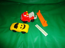 Load image into Gallery viewer, GeoTrax Fisher-Price Rail & Road System Lift N Go Towing Set Toy set B4345
