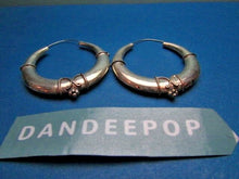 Load image into Gallery viewer, Vintage Silver Hoop Earrings Jewelry