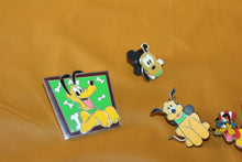 Load image into Gallery viewer, Disney Parks 5 Piece Pluto Dog Pin Trading 2008 2009