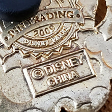Load image into Gallery viewer, Disney Parks 5 Piece Pluto Dog Pin Trading 2008 2009