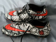 Load image into Gallery viewer, Size 7 - Nike Hypervenom Phelon 2 FG Neymar