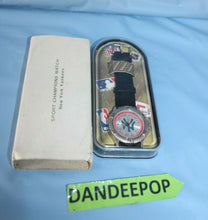 Load image into Gallery viewer, New York Yankees Avon MLB 1998 Sport Champions Watch In Container NY Baseball