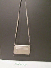 Load image into Gallery viewer, Silver Evening handbag crossbody bag L72672