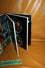 Load image into Gallery viewer, Insanity: Ultimate Cardio Workout (9 Disc)