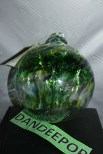 Load image into Gallery viewer, Gift Tree Spring Enchantment Hanging Gazing Green Art Glass Ball Ornament Gift