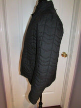 Load image into Gallery viewer, The North Face Women's Black Quilt pattern Poly Nylon Jacket Size S/P MR 672829