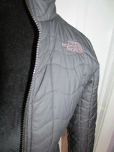 Load image into Gallery viewer, The North Face Women's Black Quilt pattern Poly Nylon Jacket Size S/P MR 672829