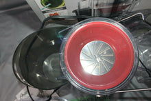 Load image into Gallery viewer, Oster Jus Simple Juicer FPSTJE9010