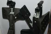 Load image into Gallery viewer, Barrecrafters Roof Rack Skiis Holder SR-910+ Holds 4 Has Keys 42" Long Adjustble
