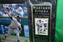 Load image into Gallery viewer, New York Yankees MLB Photo File Upper Deck Mariano Rivera 42 602nd Save Card