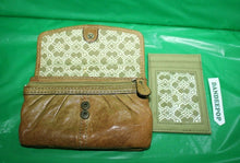 Load image into Gallery viewer, Women's Fossil Brown Leather Wallet W/ Card Insert Fashion Handbag Accessory