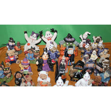 Load image into Gallery viewer, 50 Piece Assorted K&#39;s Collection Halloween Holiday Theme Resin Figurines
