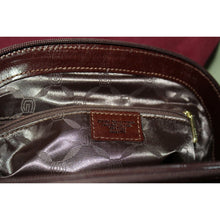 Load image into Gallery viewer, Giuda Italy Brown Leather Designer Women's Handbag With Bag
