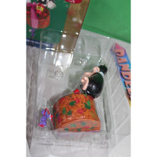 Load image into Gallery viewer, Carlton Heirloom Opus N Bill With Fruitcake Shakes Up Holiday Christmas Ornament
