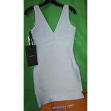 Load image into Gallery viewer, Vera Wang Bride Pale Blue Bridesmaid Sleeveless Sarah Dress Size Small
