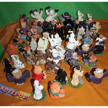 Load image into Gallery viewer, 50 Piece Assorted K&#39;s Collection Halloween Holiday Theme Resin Figurines
