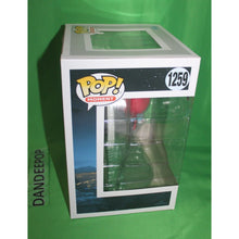 Load image into Gallery viewer, Funko Pop Moment 40th Anniversary Elliott &amp; E.T Glow In The Dark Terrestrial
