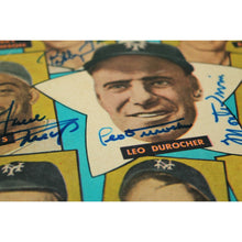 Load image into Gallery viewer, New York Giants Baseball Original 1952 Rare 5 Player Signed Booklet Fawcett Pub
