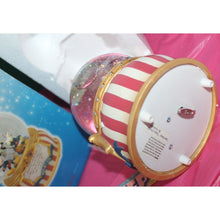 Load image into Gallery viewer, Disney Store Mickey's Yankee Doodle Dandy Musical Snow Water Globe July 4 1776
