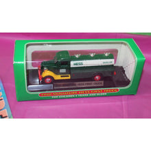 Load image into Gallery viewer, 23 Piece Of Hess 2000 Miniature First Truck Holiday Toy Christmas Gift In Box
