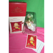 Load image into Gallery viewer, Hallmark Tweety 30 Years Jingle All The Way 2003 Christmas Holiday Ornament
