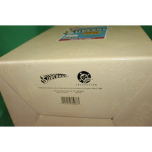 Load image into Gallery viewer, Superman DC Man Of Steel Golden Age Limited Edition 7580/14.500 1996 Statuette
